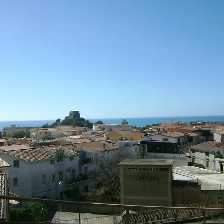 Con Grande Terrazza E Vista Sul Mare * Scalea