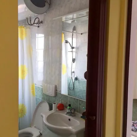 Con Grande Terrazza E Vista Sul Mare Apartmán *